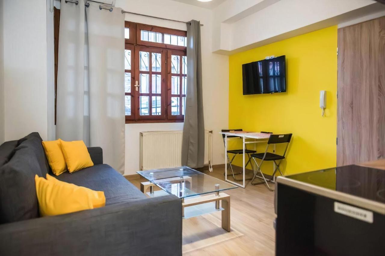 Yellow Geranium Apartman Szaloniki Kültér fotó