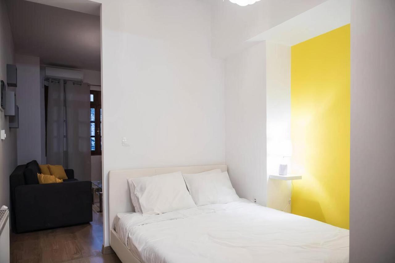 Yellow Geranium Apartman Szaloniki Kültér fotó